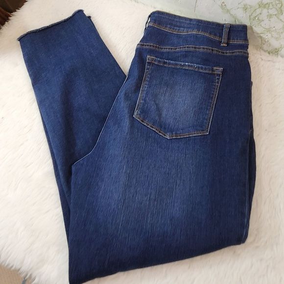 Time and Tru Denim - Time and Tru High Rise Skinny Jeans
